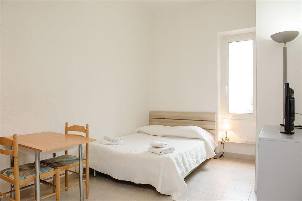 Studios Parisiens Κάννες Εξωτερικό φωτογραφία
